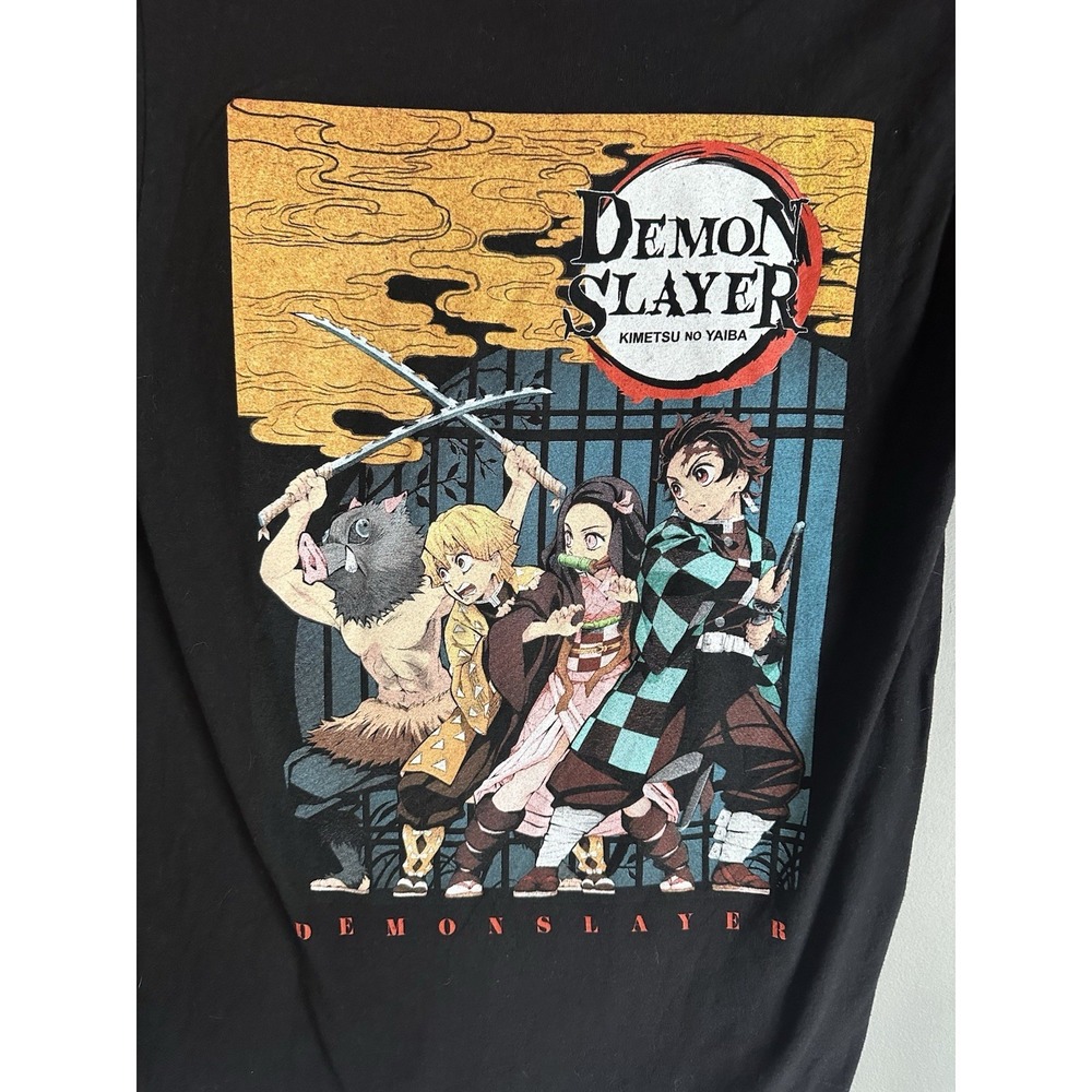 Demon Slayer Shirt – Mens‎ Size Medium– Kimetsu No Yaiba – Black Short Sleeve